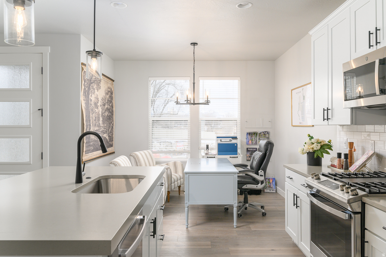 BIG WILLOW CREEK 819 - Residential