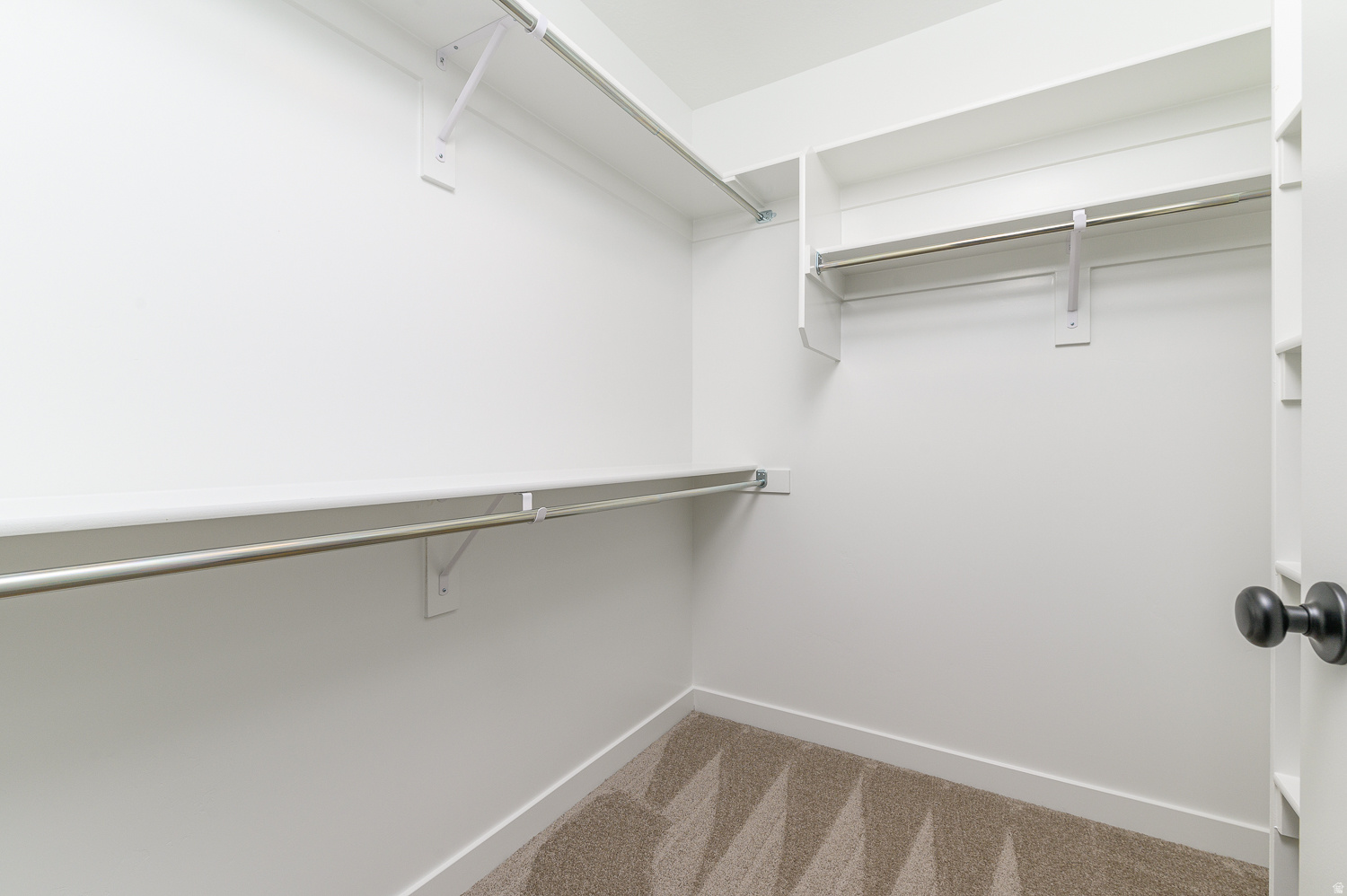 BIG WILLOW CREEK 819 - Residential