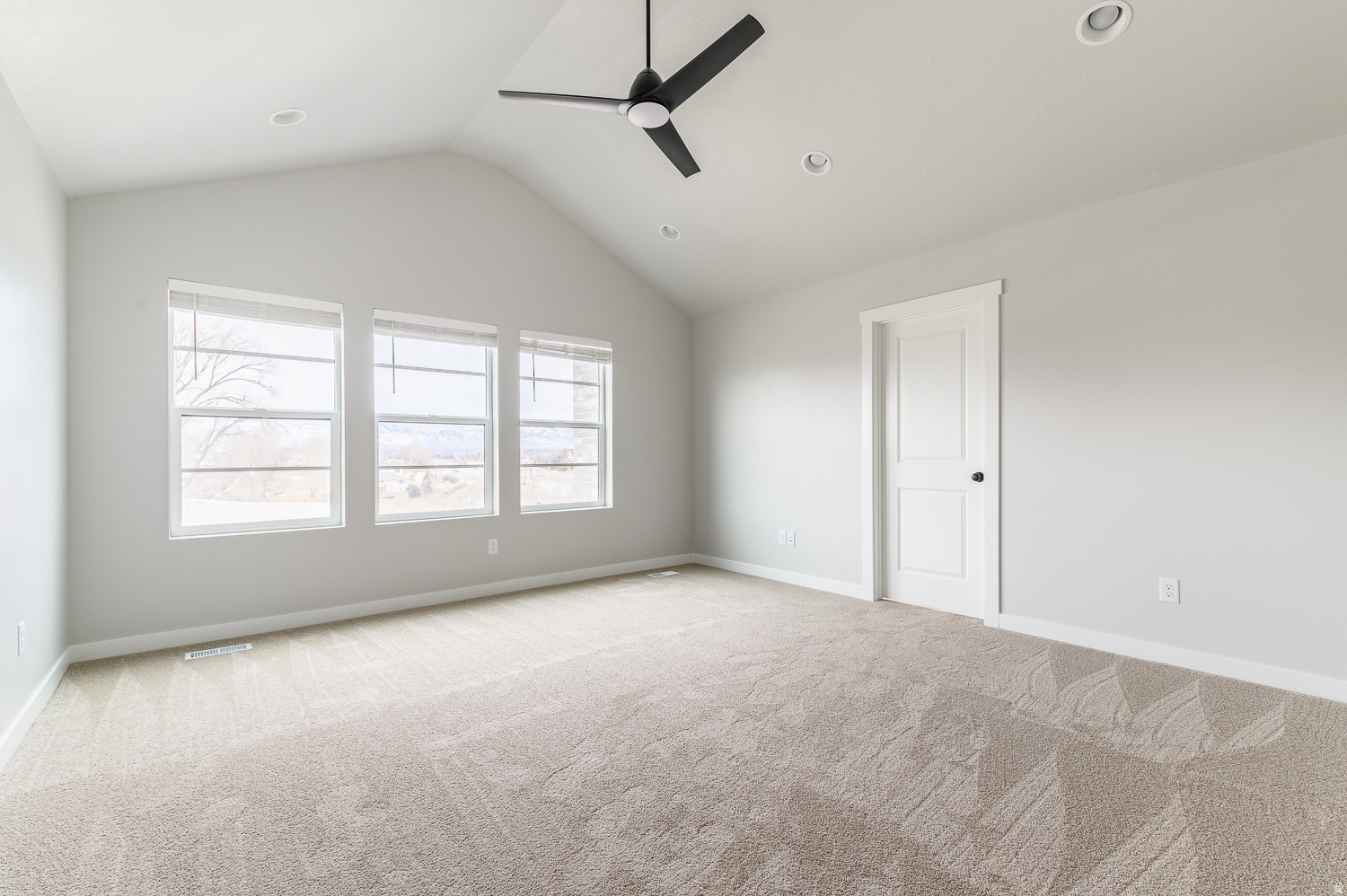 BIG WILLOW CREEK 819 - Residential