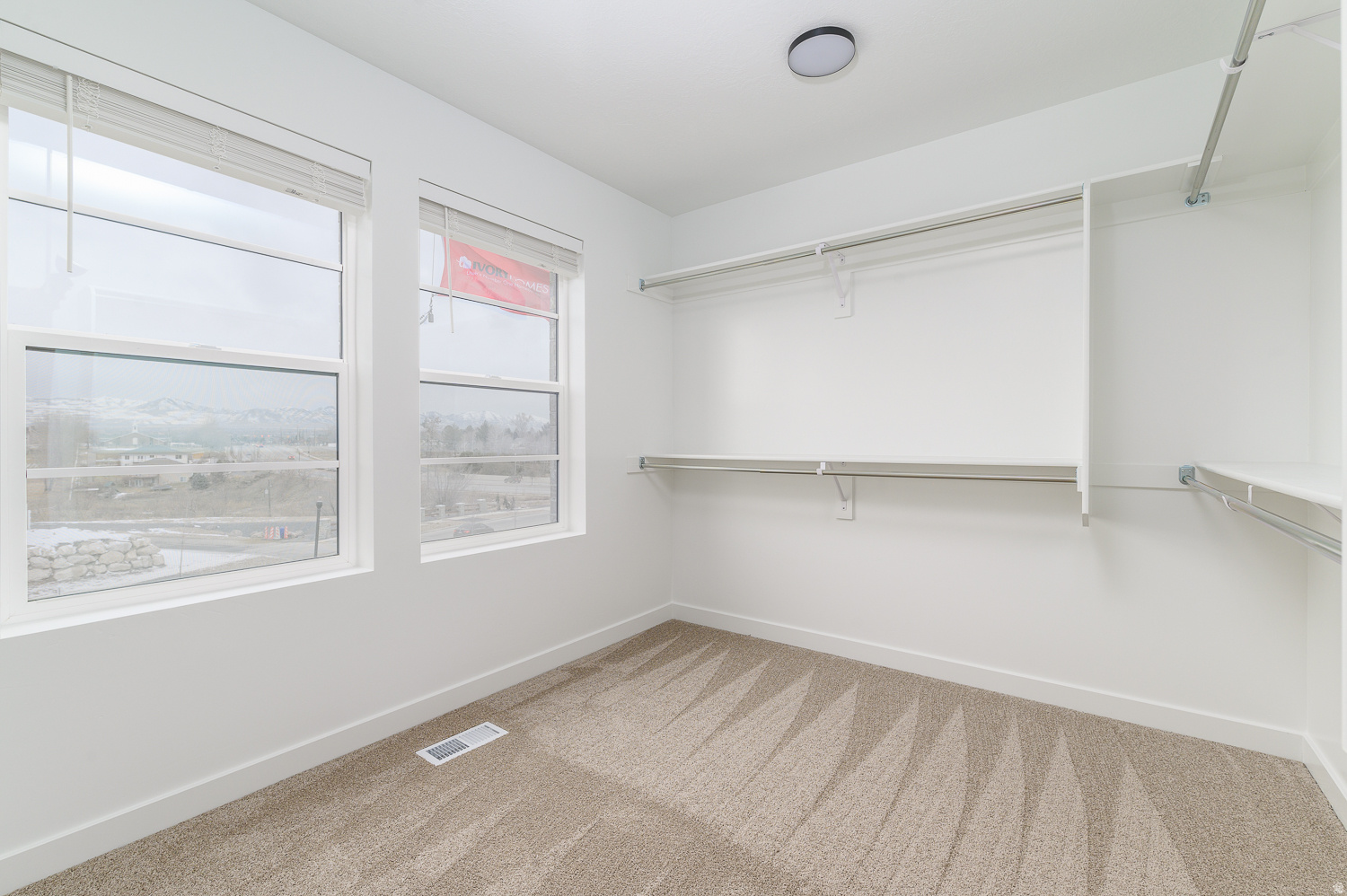 BIG WILLOW CREEK 819 - Residential