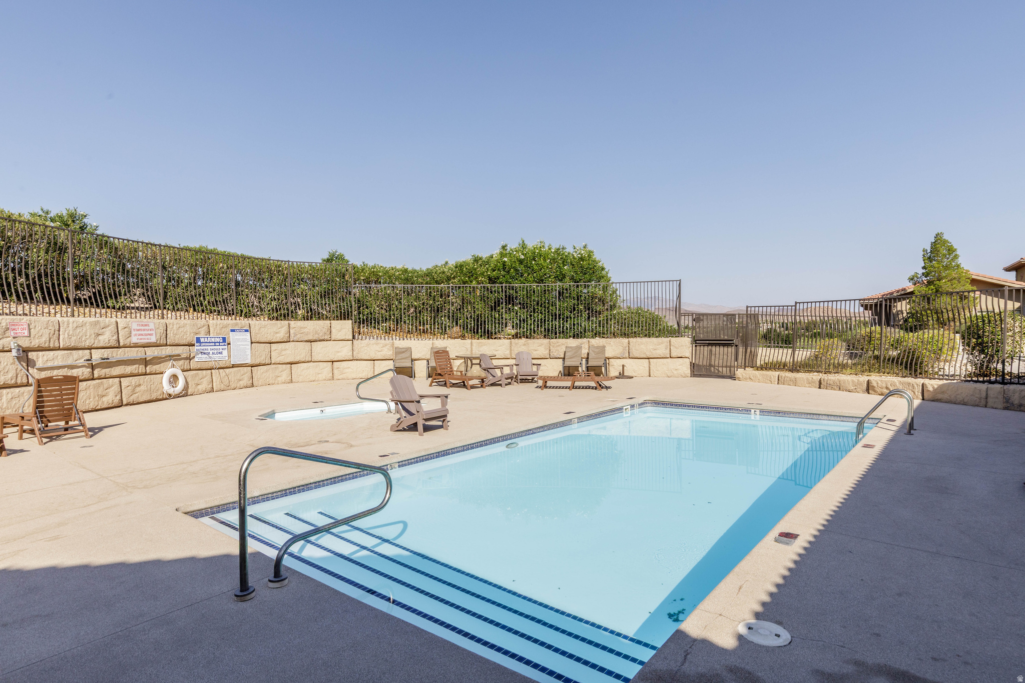 BELLA TERRAZZA - Residential