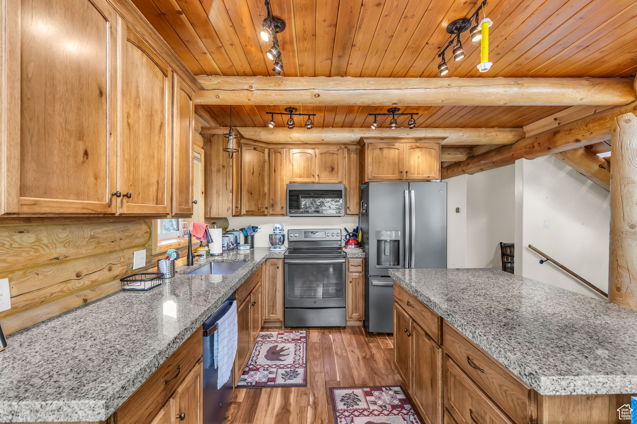 PINE CREEK MEADOWS SUBDIVISION - Residential