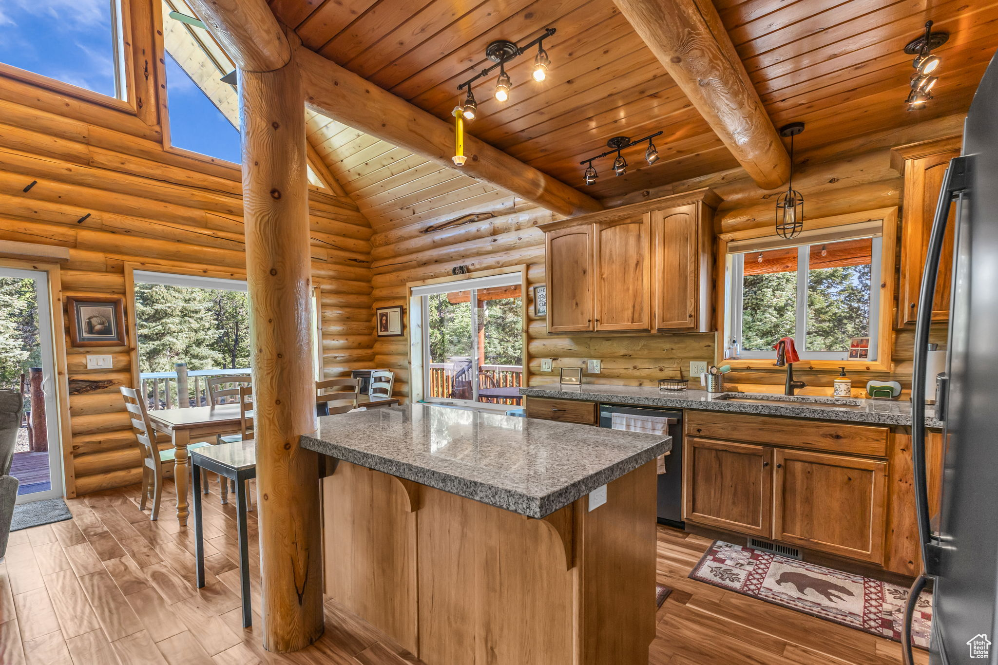PINE CREEK MEADOWS SUBDIVISION - Residential