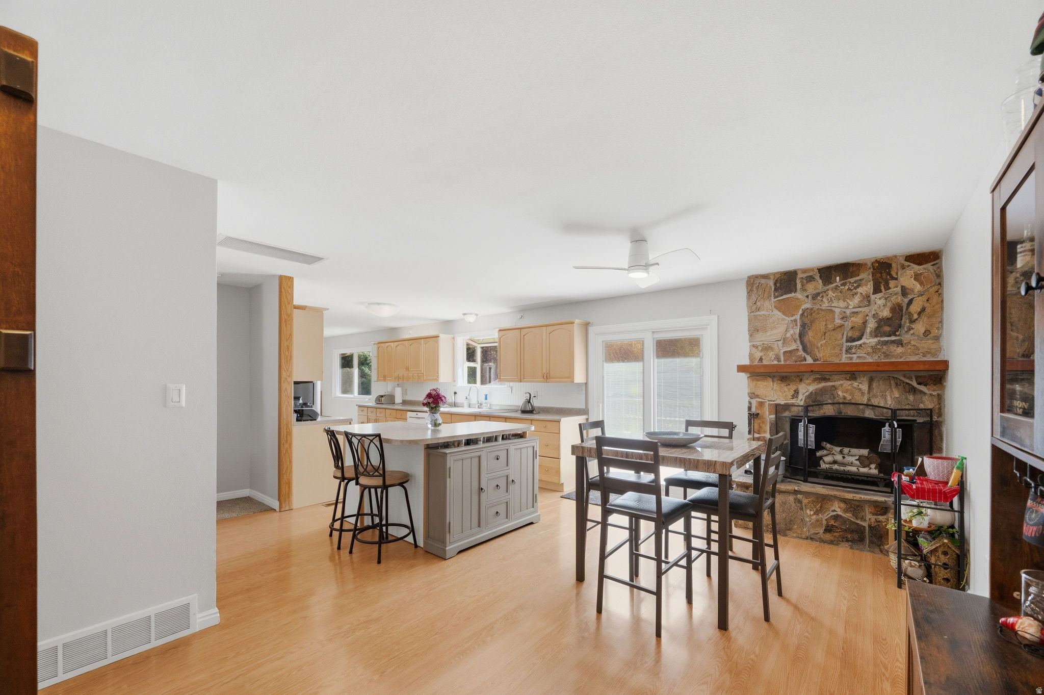 PEBBLEWOOD - Residential