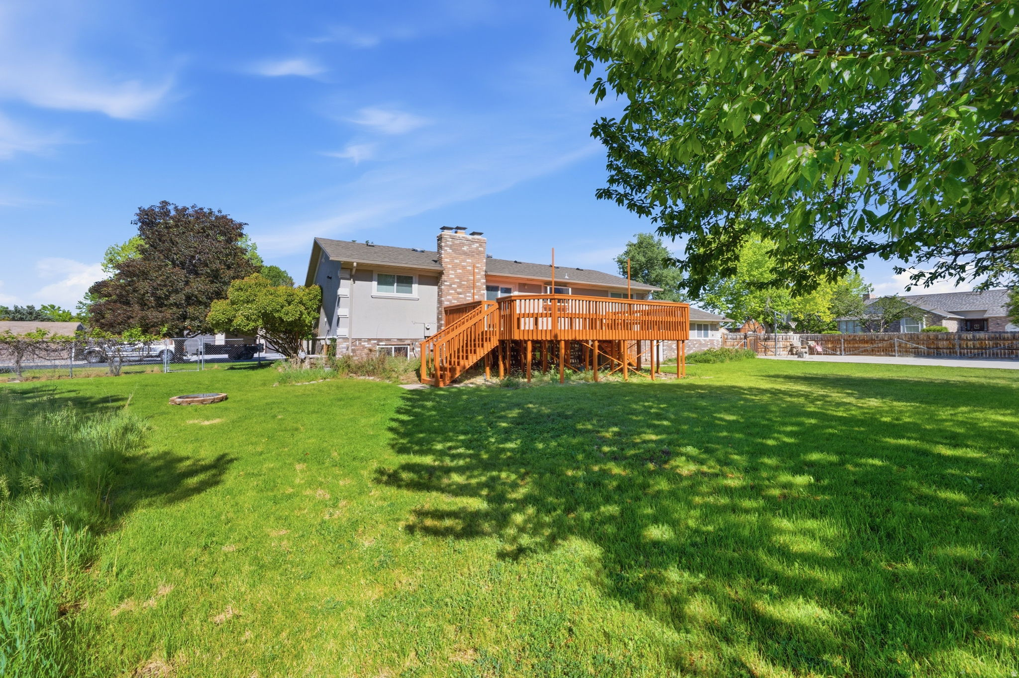 PEBBLEWOOD - Residential