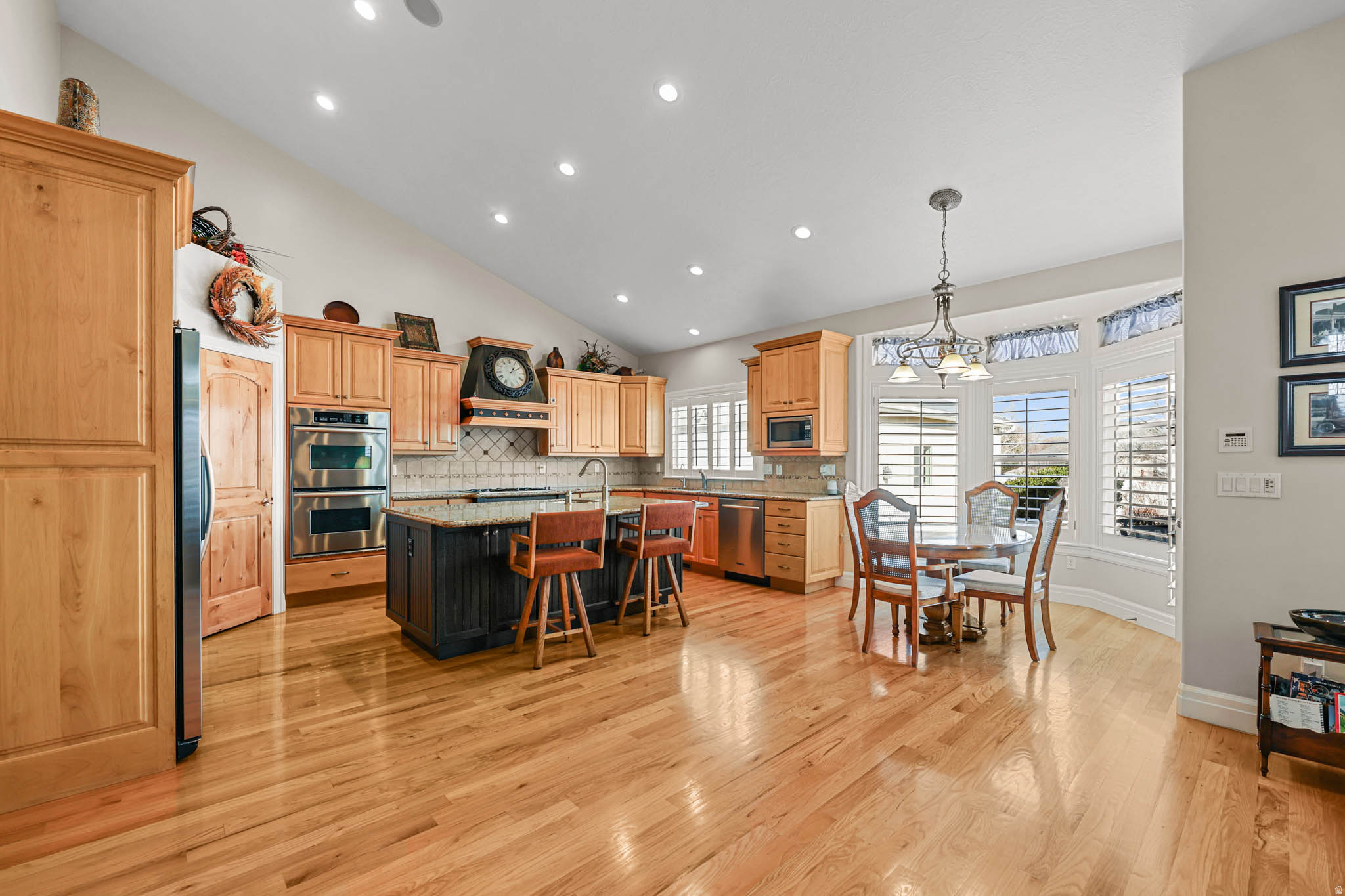 MEADOWS - Residential