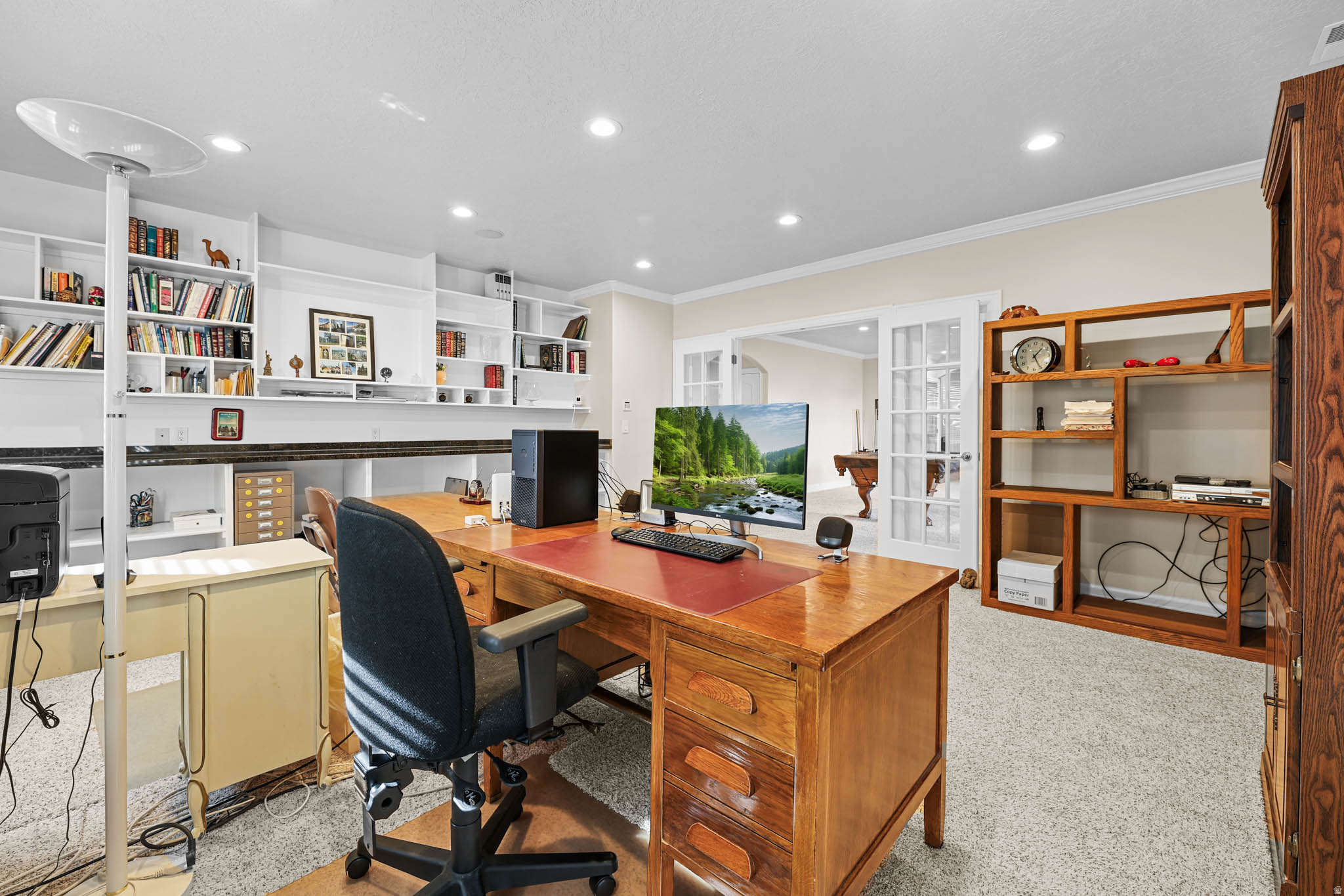 MEADOWS - Residential