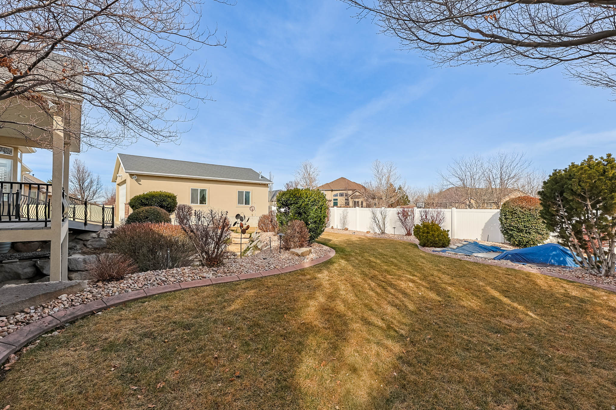 MEADOWS - Residential