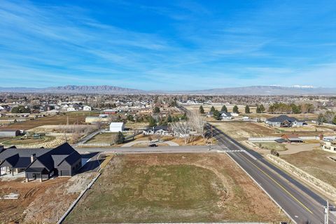 Tiny photo for 1564 N 1700 E, Mapleton, UT 84664 (MLS # 2140483)