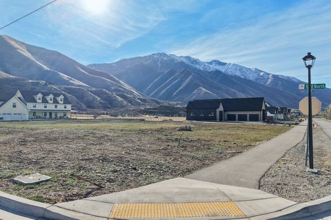 Tiny photo for 1564 N 1700 E, Mapleton, UT 84664 (MLS # 2140483)