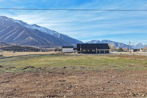 Tiny photo for 1564 N 1700 E, Mapleton, UT 84664 (MLS # 2140483)