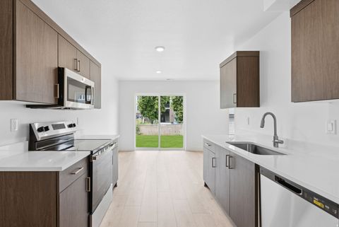 Tiny photo for 1617 N ANGEL ST, Layton, UT 84041 (MLS # 2128383)