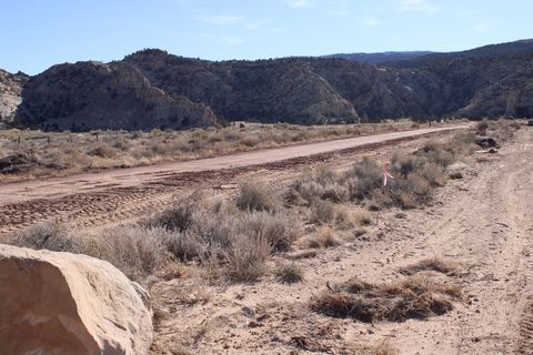 Vacant Land For Sale - 140 E Teasdale #1<br/> Teasdale, UT 84773