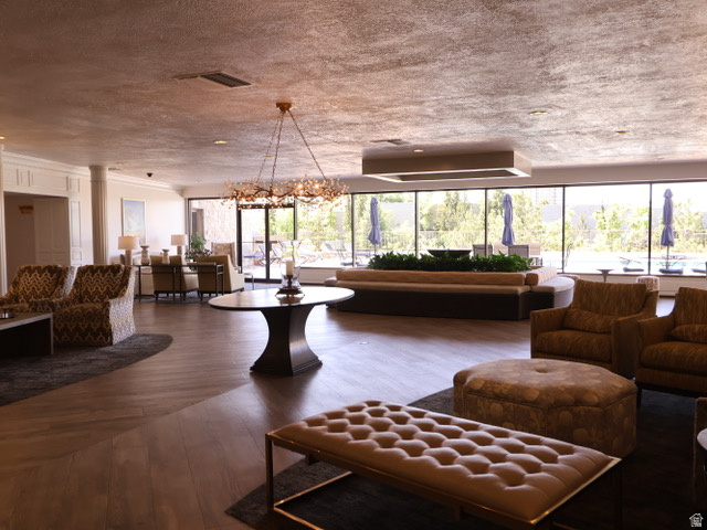 ZION SUMMIT CONDM - Residential