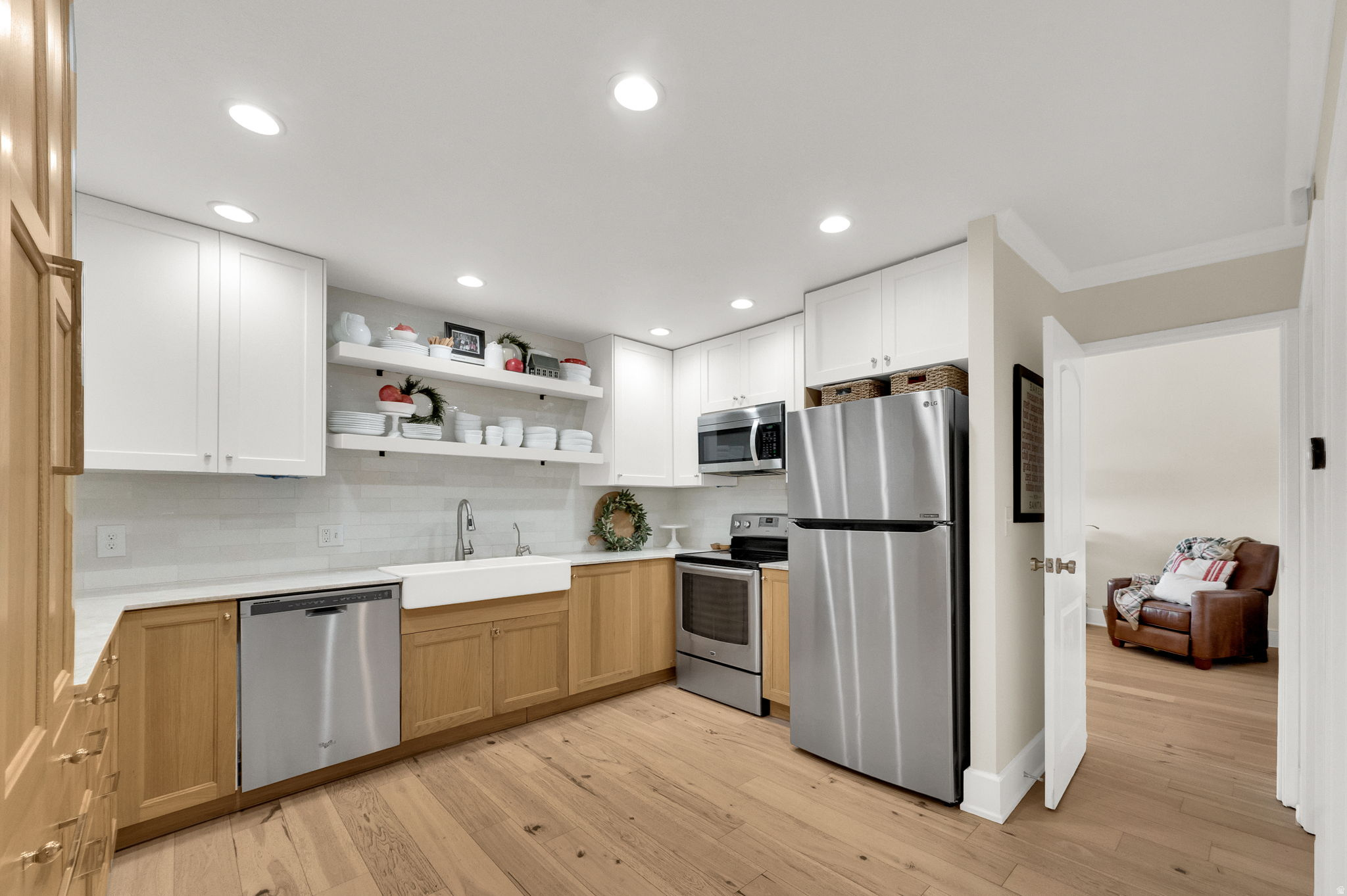 ZION SUMMIT CONDM - Residential