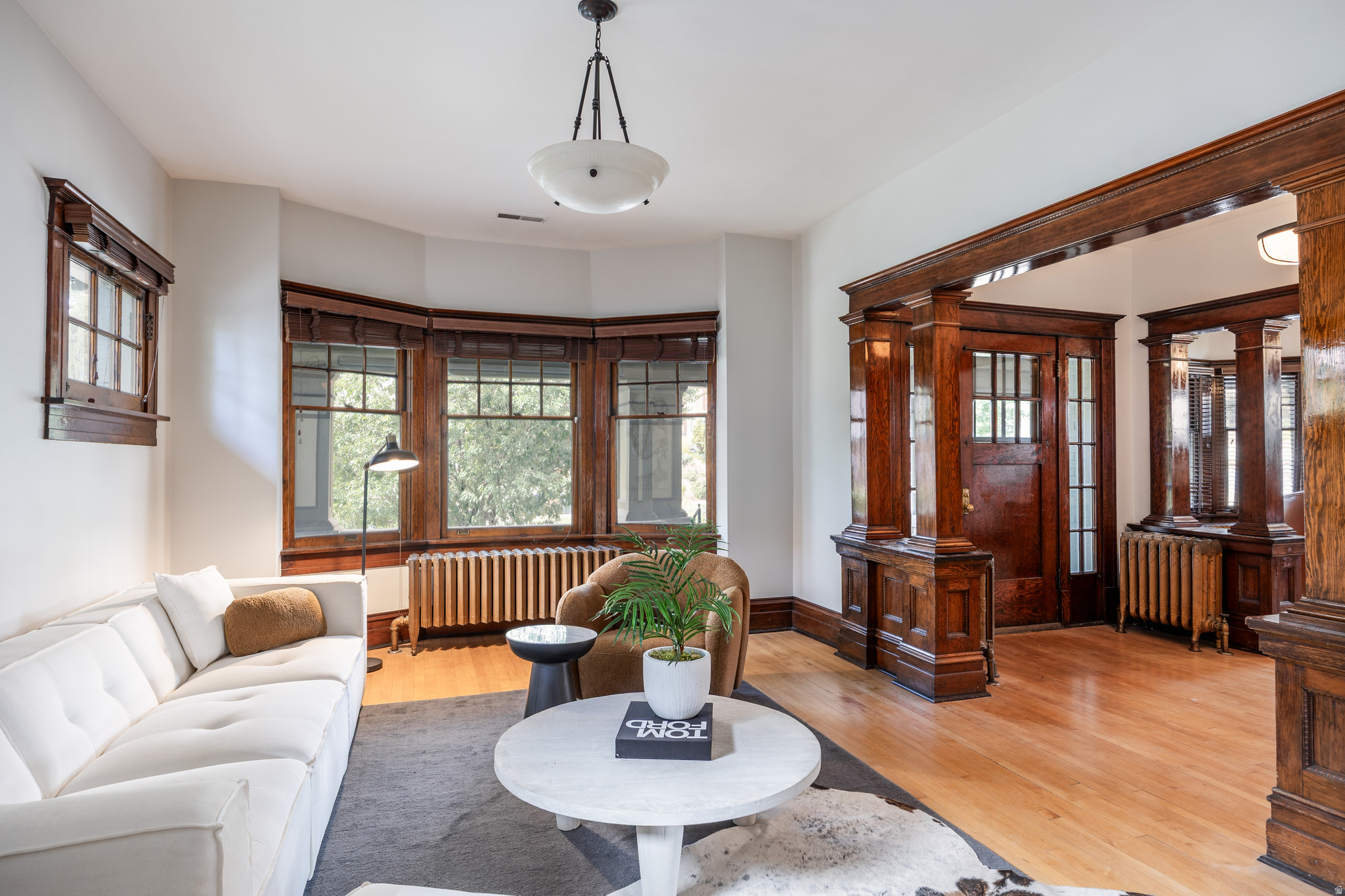 AVENUES - Residential Income