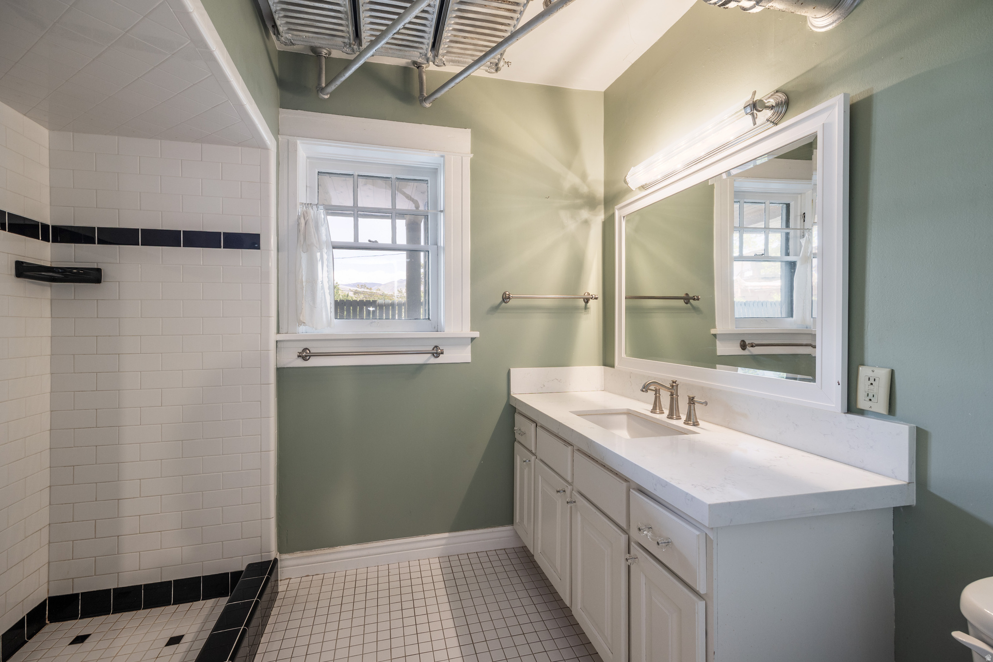 AVENUES - Residential Income