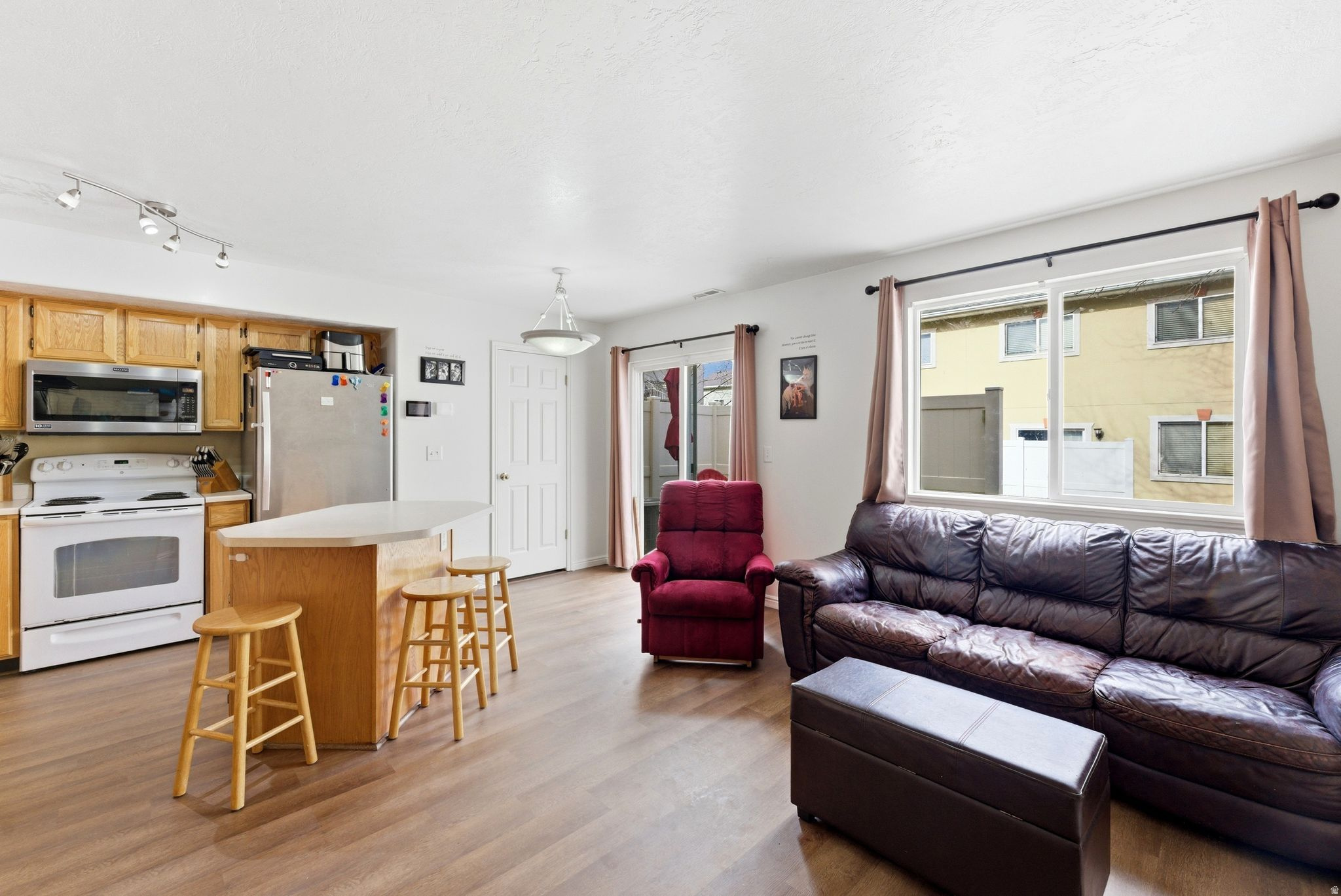 TUSCANY TOWNHOMES PHASE 4 CONDOMINIUMS - Residential