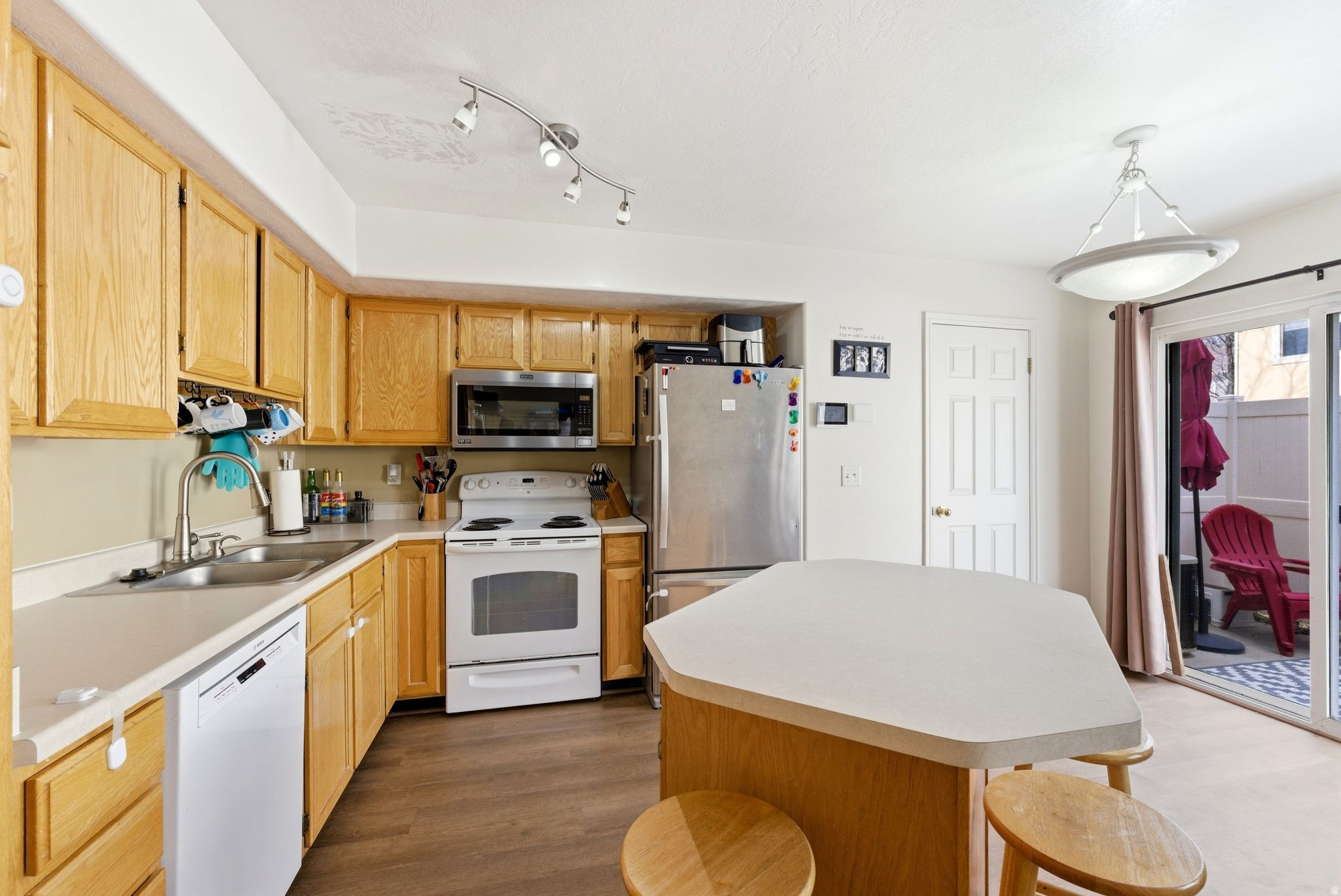 TUSCANY TOWNHOMES PHASE 4 CONDOMINIUMS - Residential