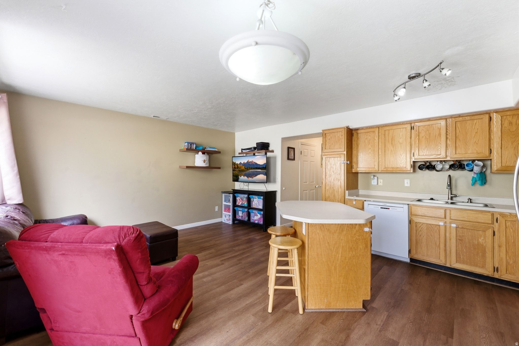 TUSCANY TOWNHOMES PHASE 4 CONDOMINIUMS - Residential