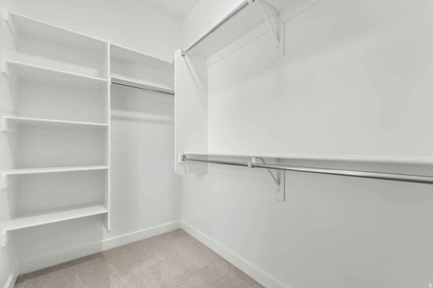 OVERLAND GARDENS D183 - Residential