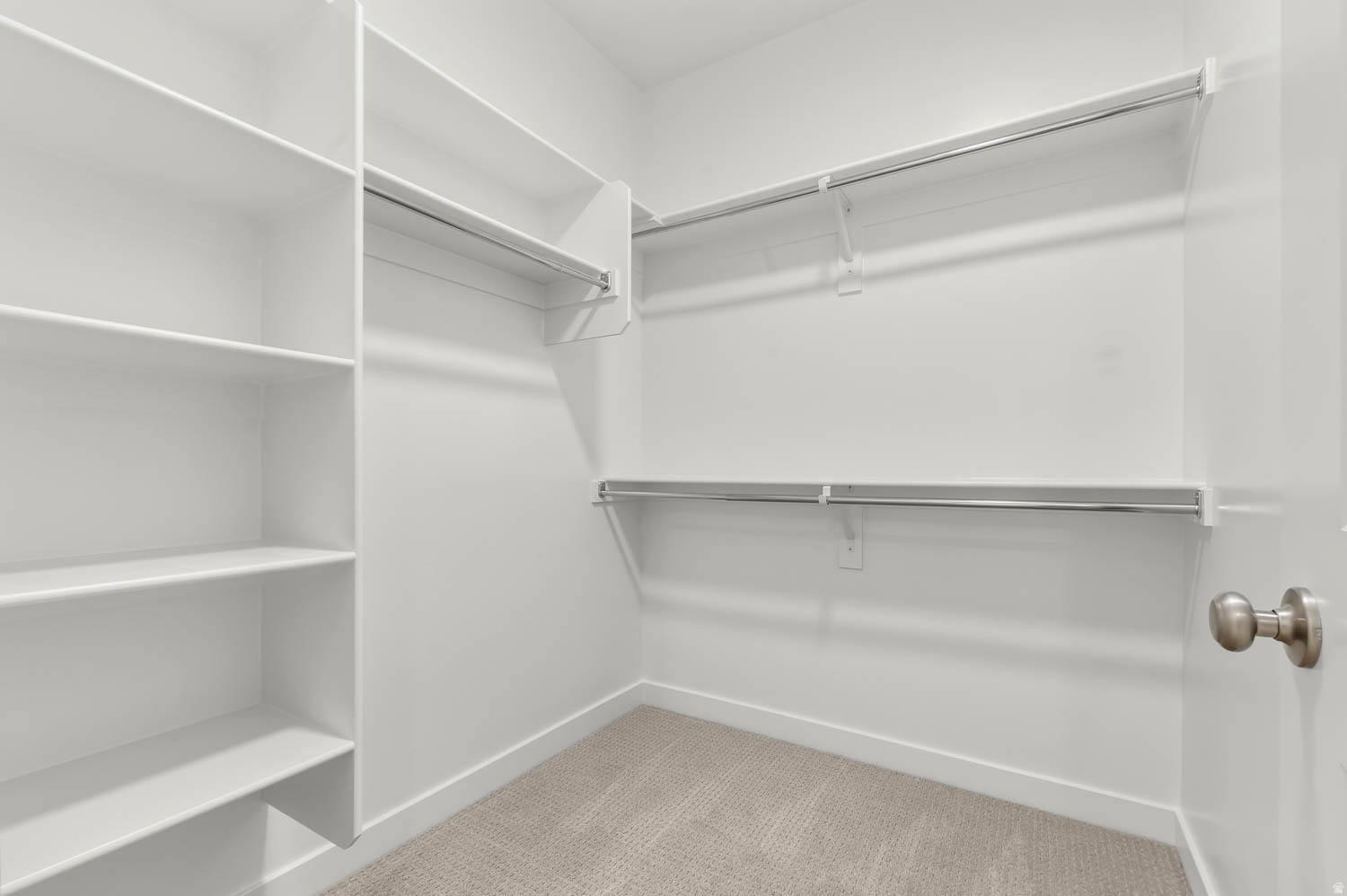 OVERLAND GARDENS D183 - Residential