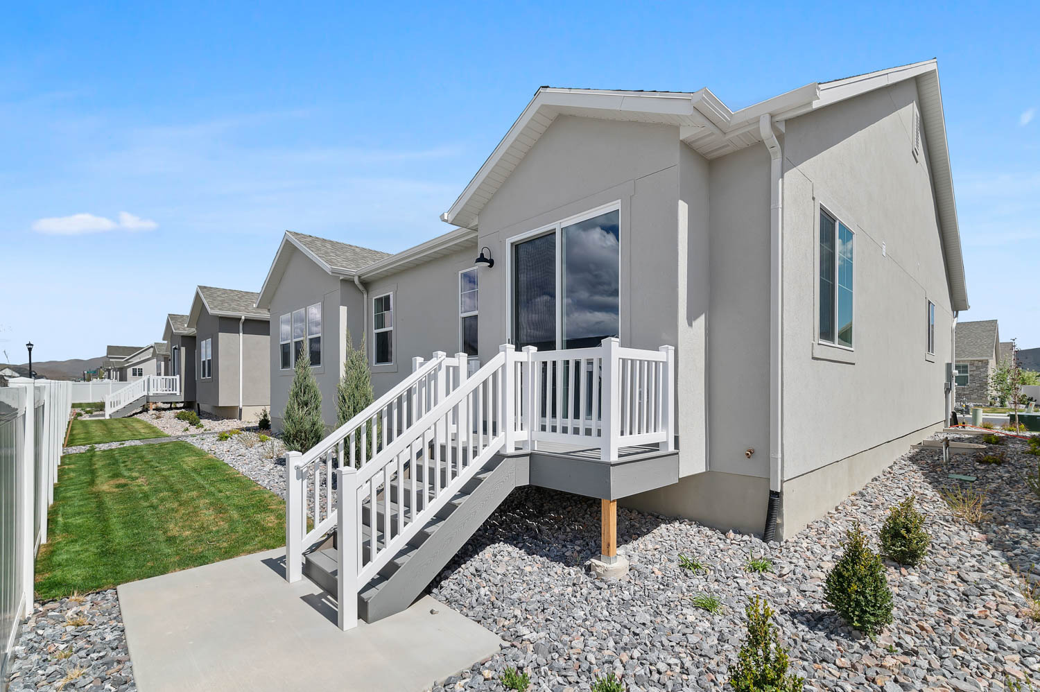 OVERLAND GARDENS D183 - Residential