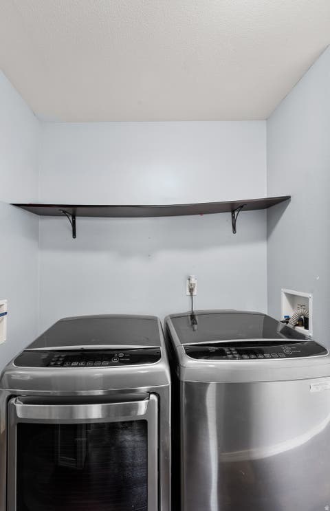Tiny photo for 881 W MT NEBO DR #253, Taylorsville, UT 84123 (MLS # 2160986)