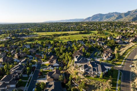 Tiny photo for 12056 S CORTINA CREST DR, Draper, UT 84020 (MLS # 2139802)