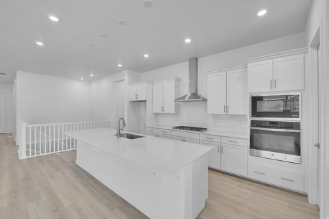 Tiny photo for 263 E POLARIS DR S #104, Saratoga Springs, UT 84045 (MLS # 2122787)