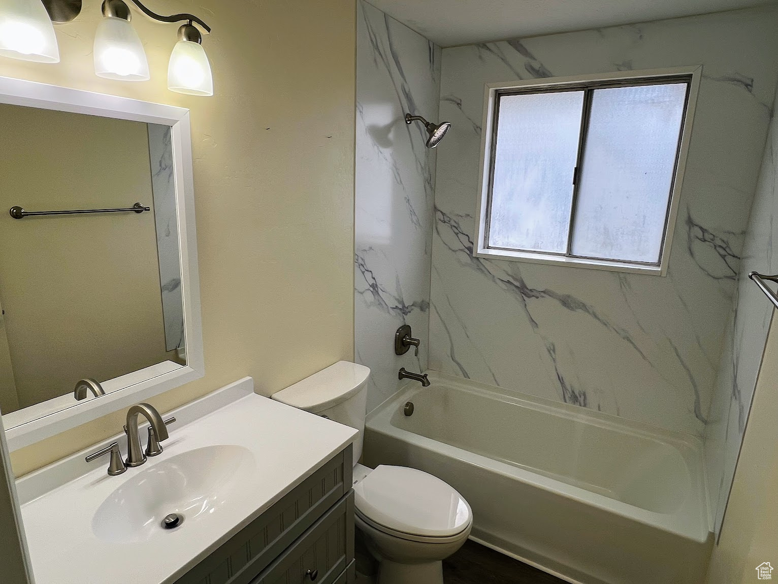 MEADOWBROOK FARMS - Residential