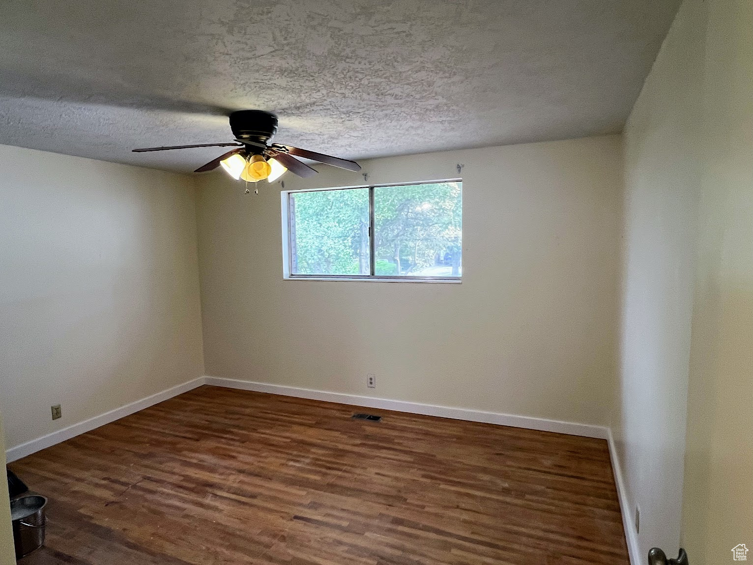 MEADOWBROOK FARMS - Residential