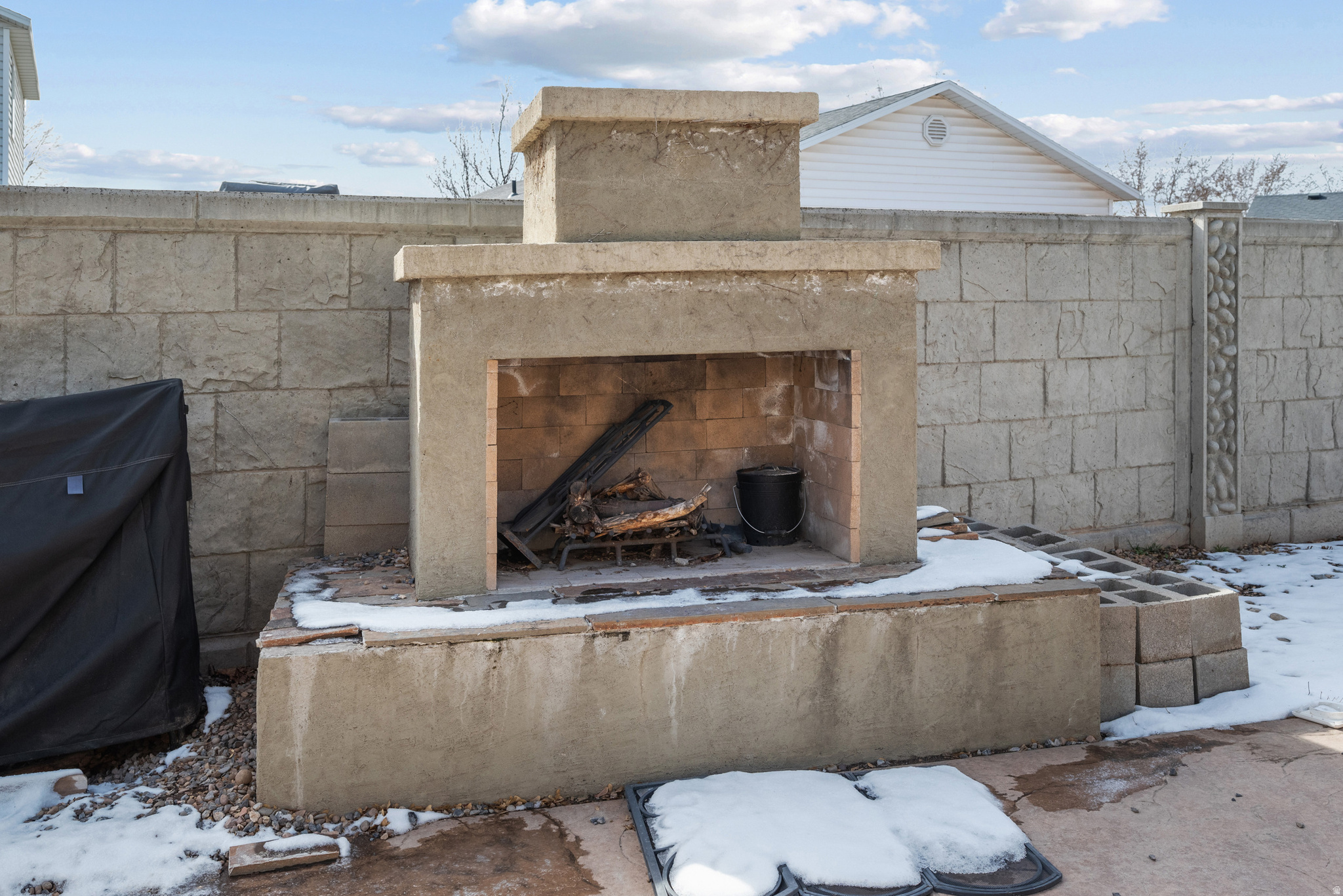 THE MEADOWS - Residential