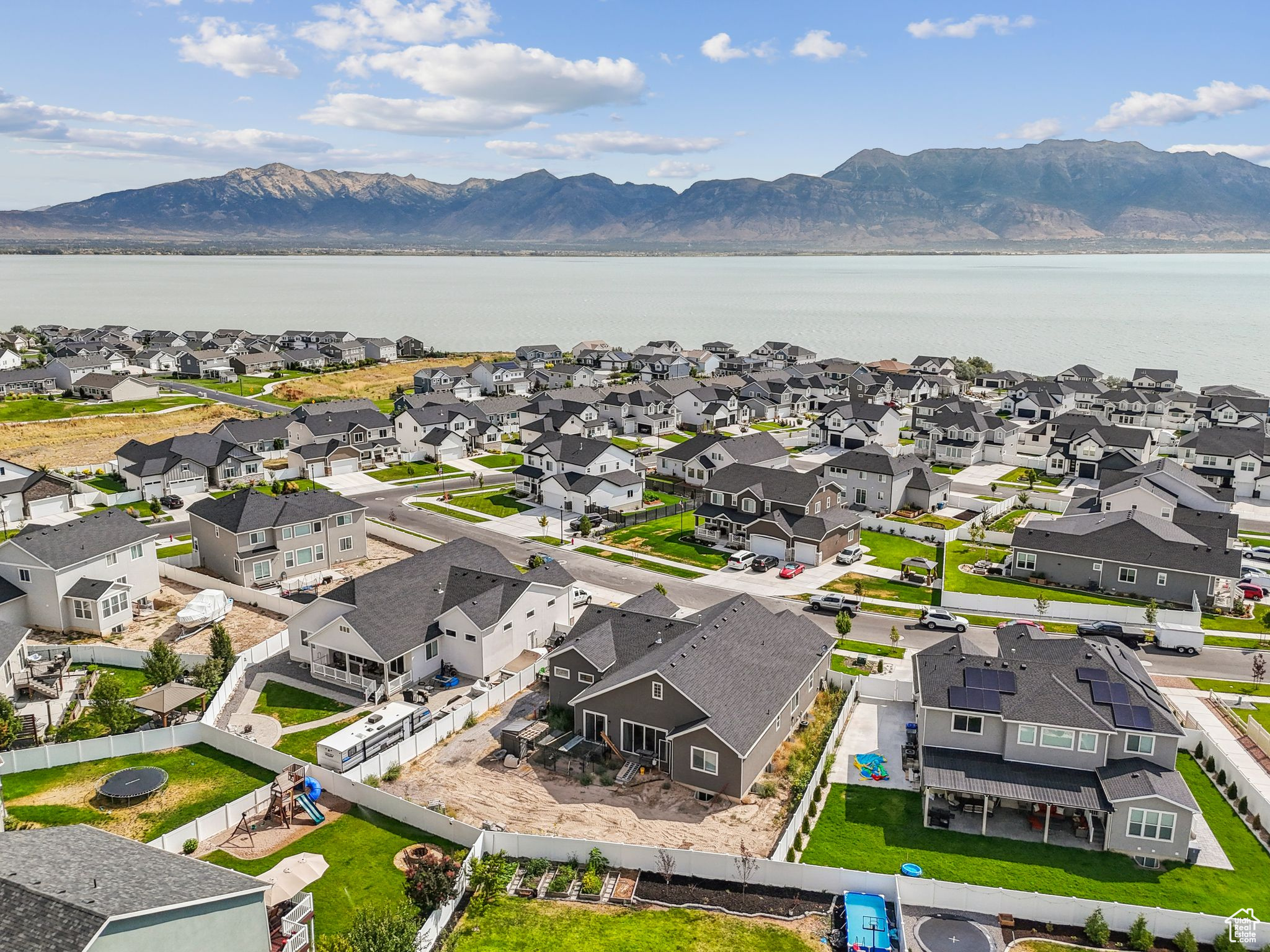 MALLARD BAY - Residential