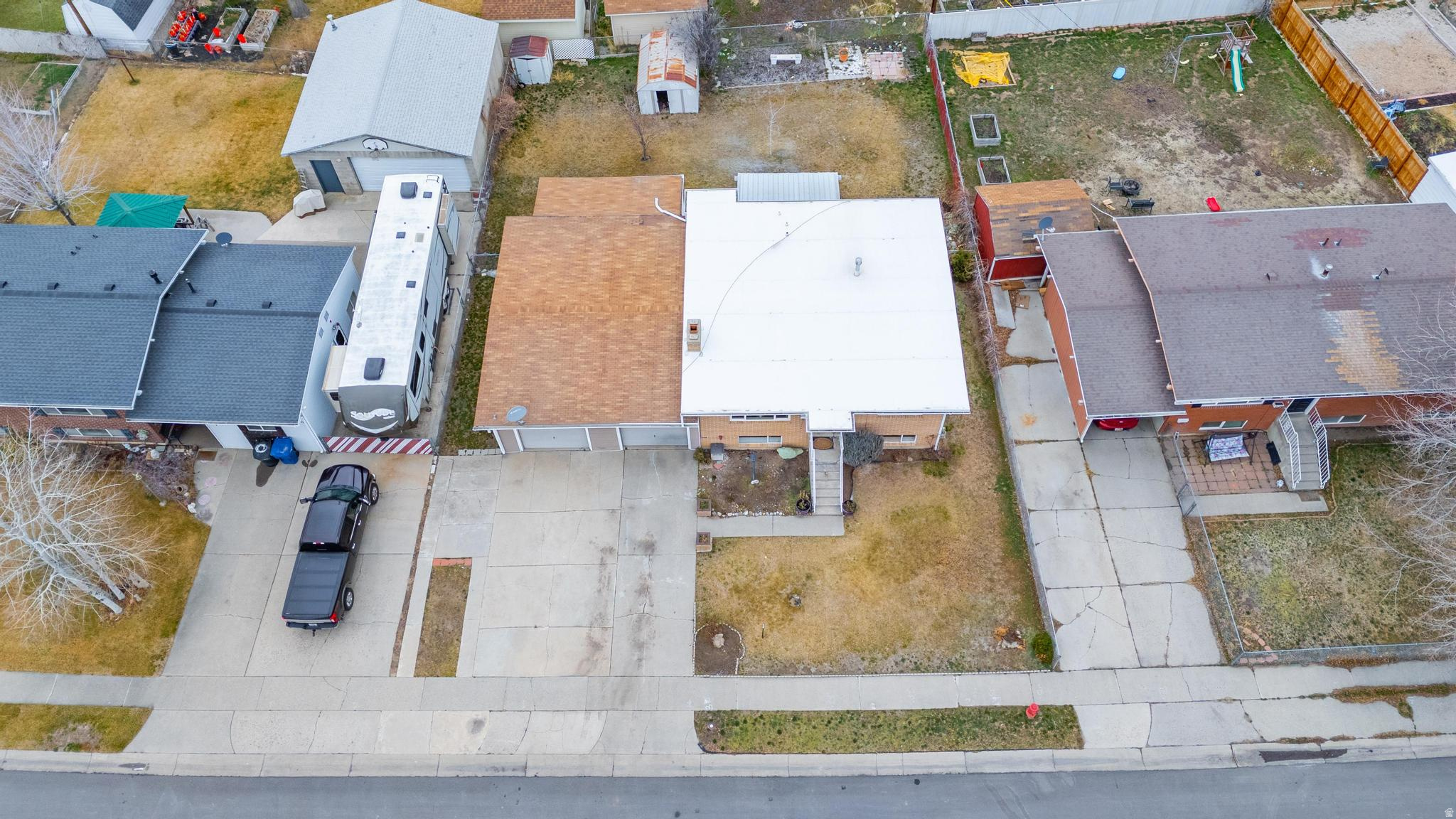 WHITE CITY - Residential