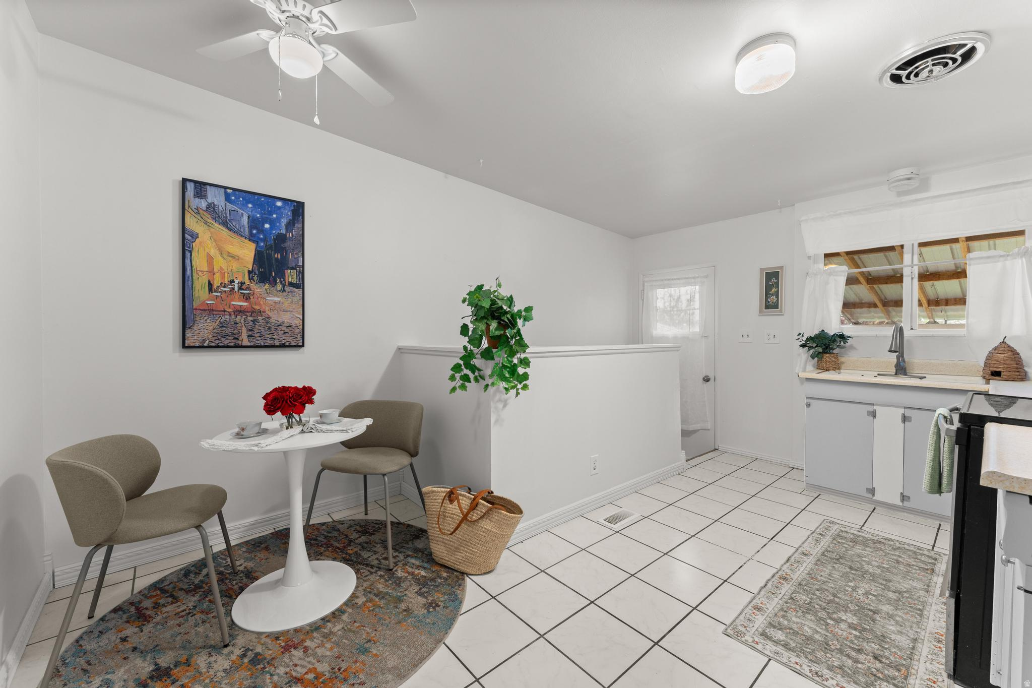 WHITE CITY - Residential