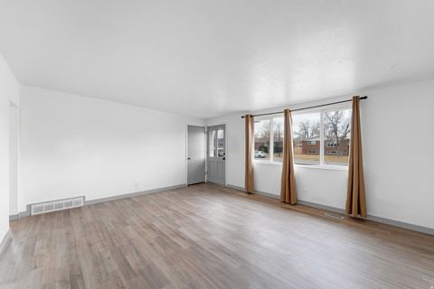 Tiny photo for 1123 E SEGO LILY DR, White City, UT 84094 (MLS # 2139576)