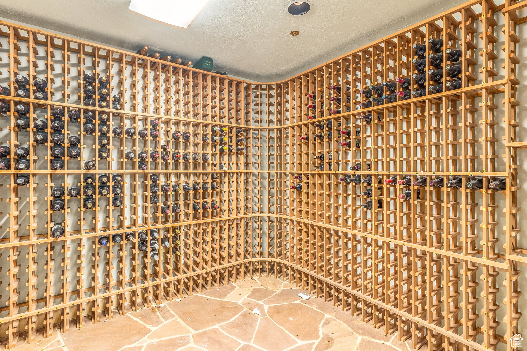 STAG LODGE PHASE 1 CONDOMINIUM - Residential