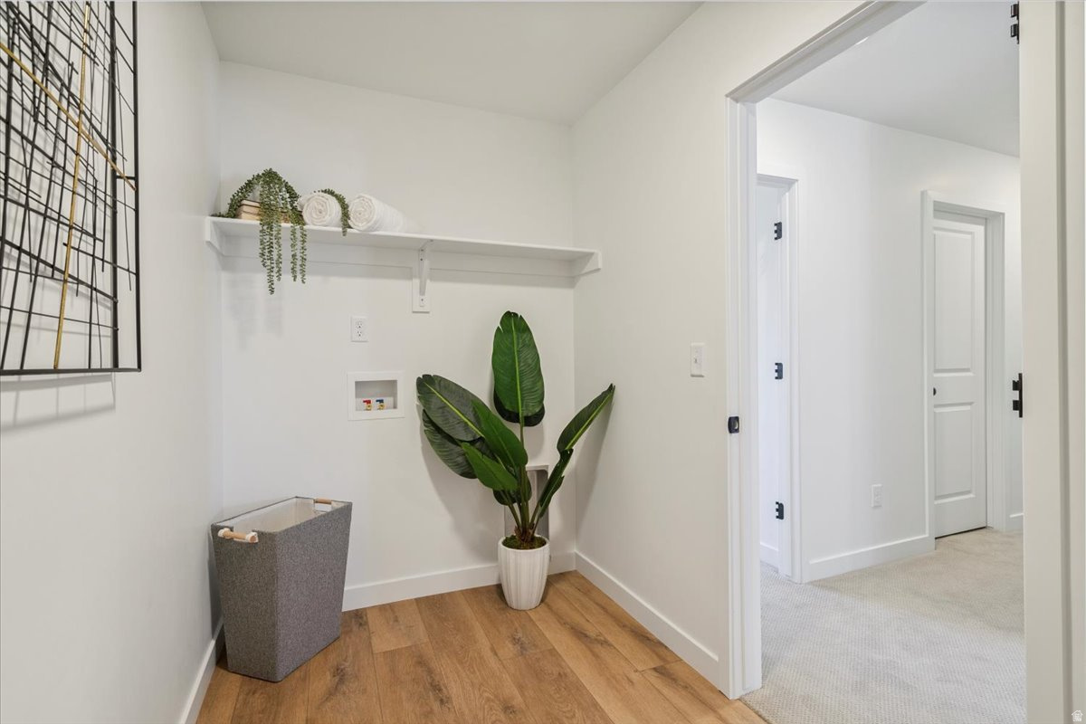 NORTHLAKE MEADOWS - Residential