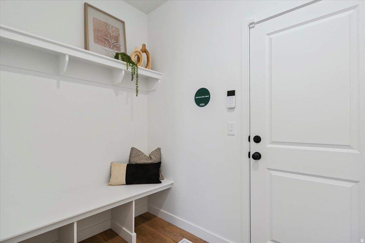 NORTHLAKE MEADOWS - Residential