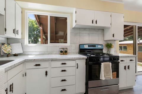 Tiny photo for 963 SULLIVAN RD, Ogden, UT 84403 (MLS # 2179670)