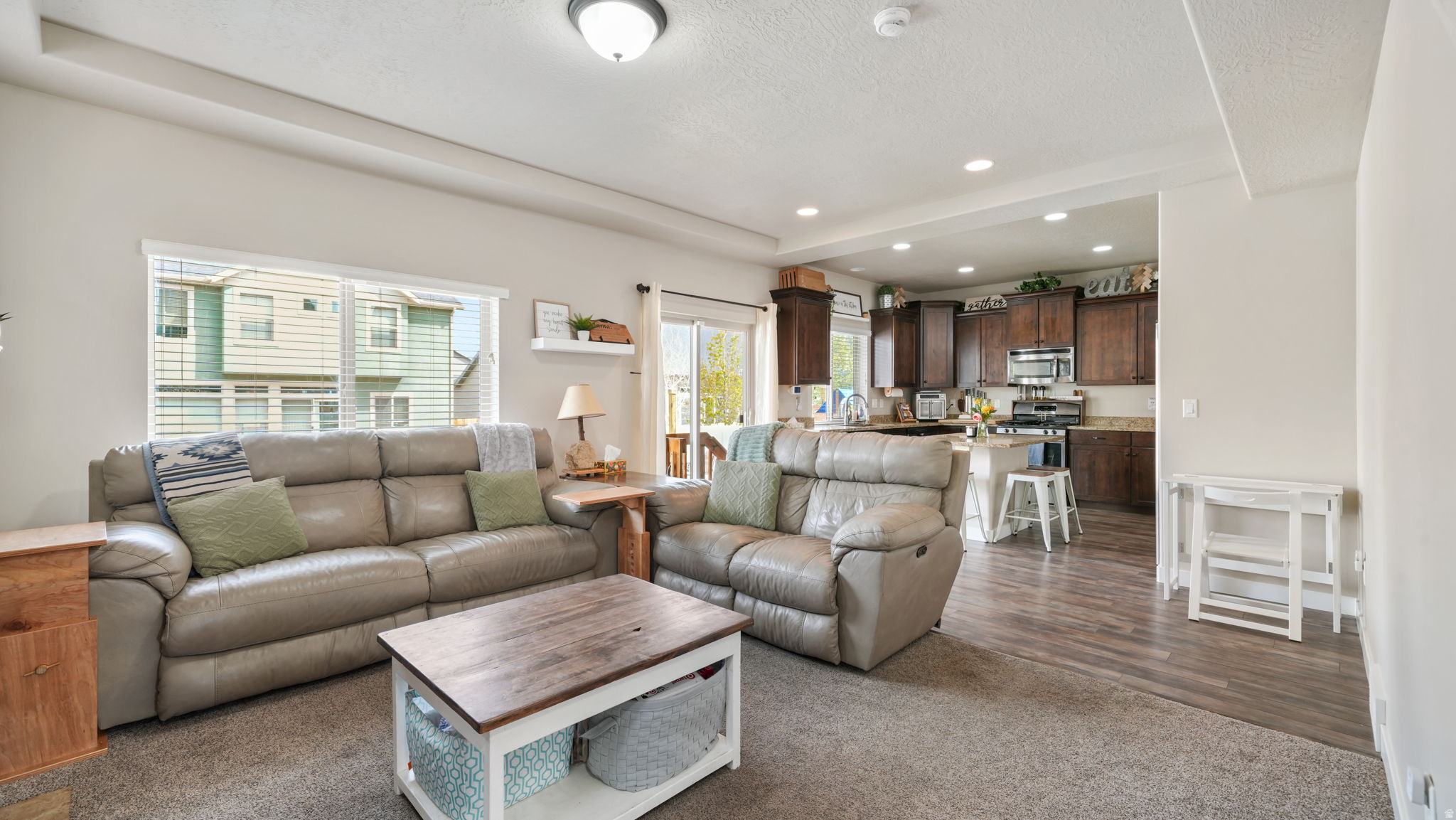 VALLEY STATION - Residential