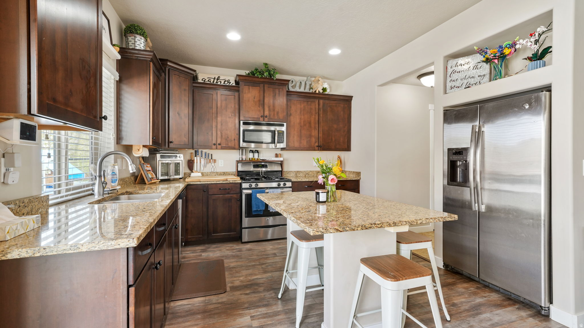 VALLEY STATION - Residential