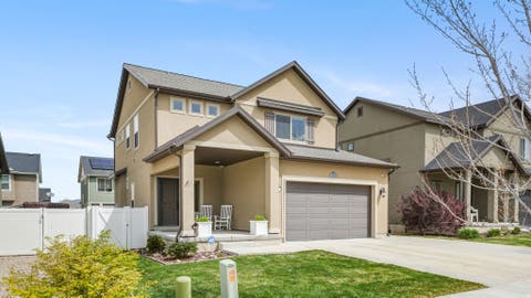 Townhouse For Sale - 444 W Meadow Walk Dr<br/> Heber City, UT 84032