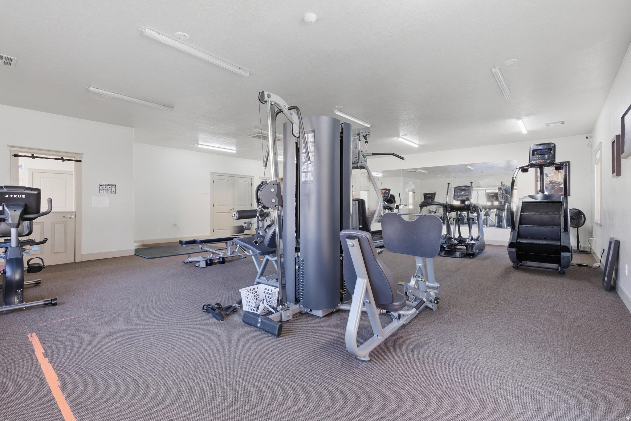 THE COVE AT JORDAN R - Residential