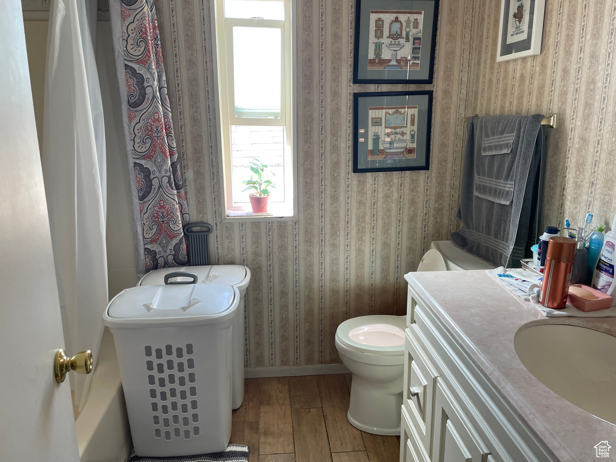 MIDLAND - Residential