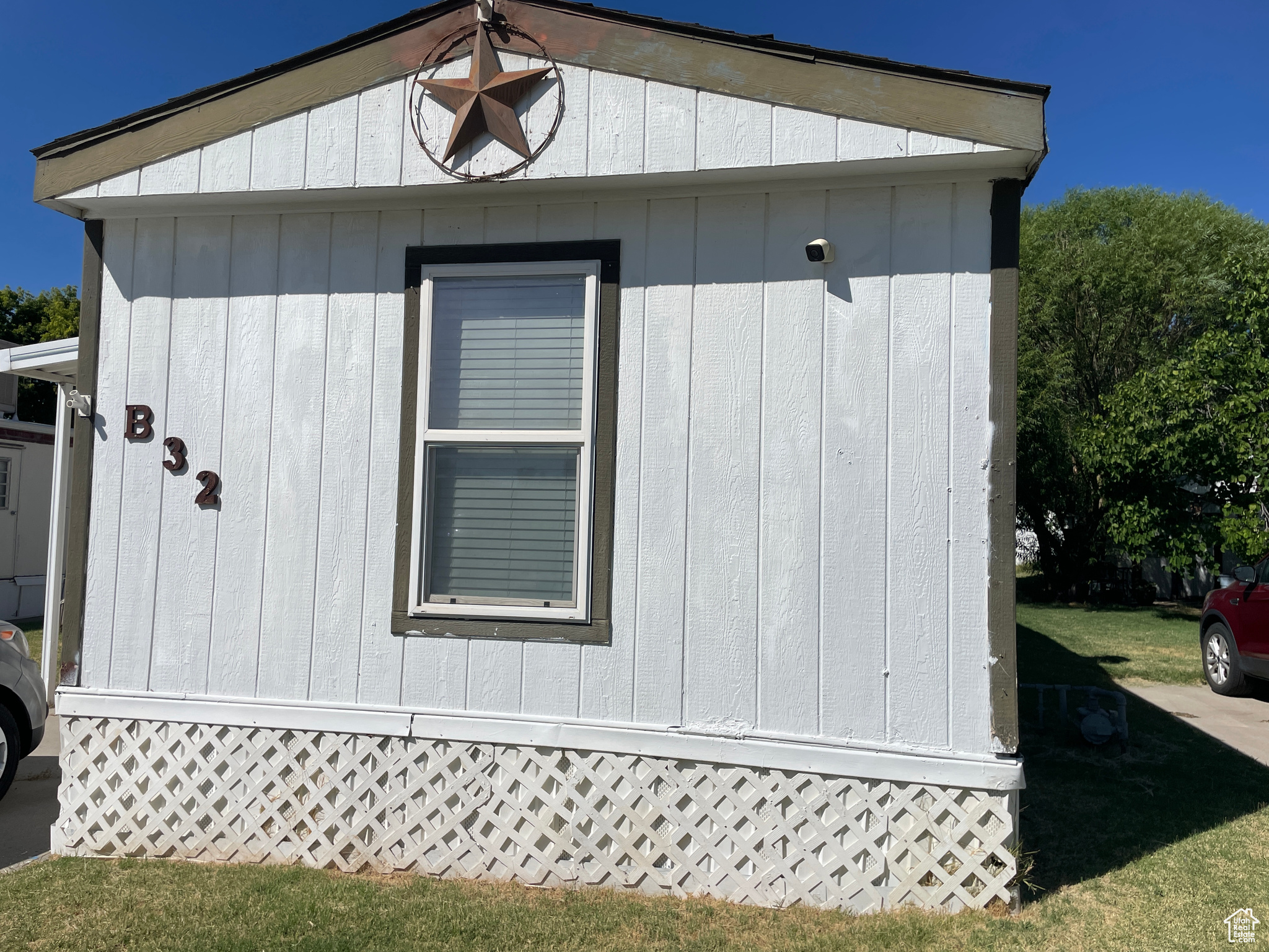 MIDLAND - Residential