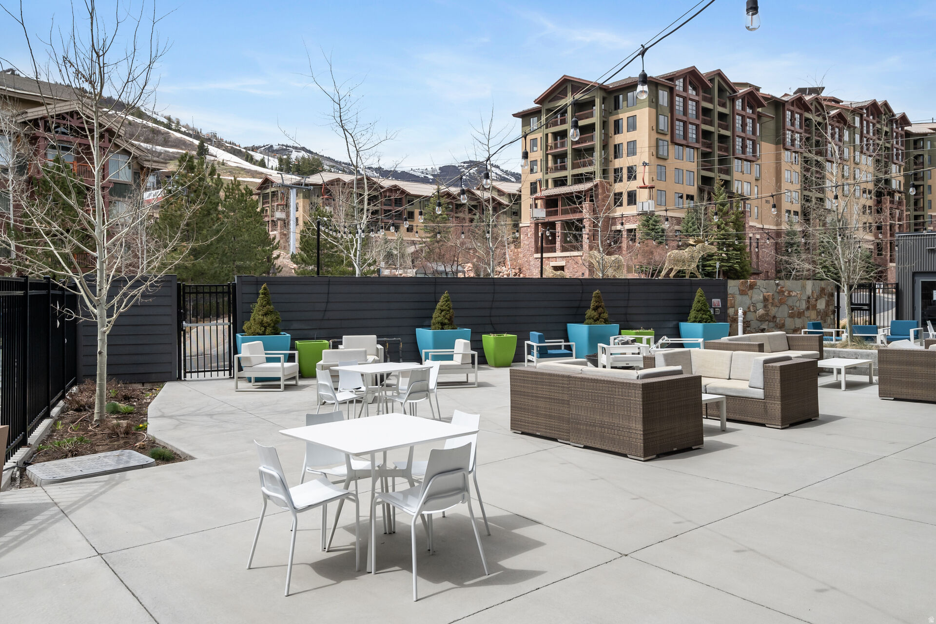 RC-14 CONDOS - Residential