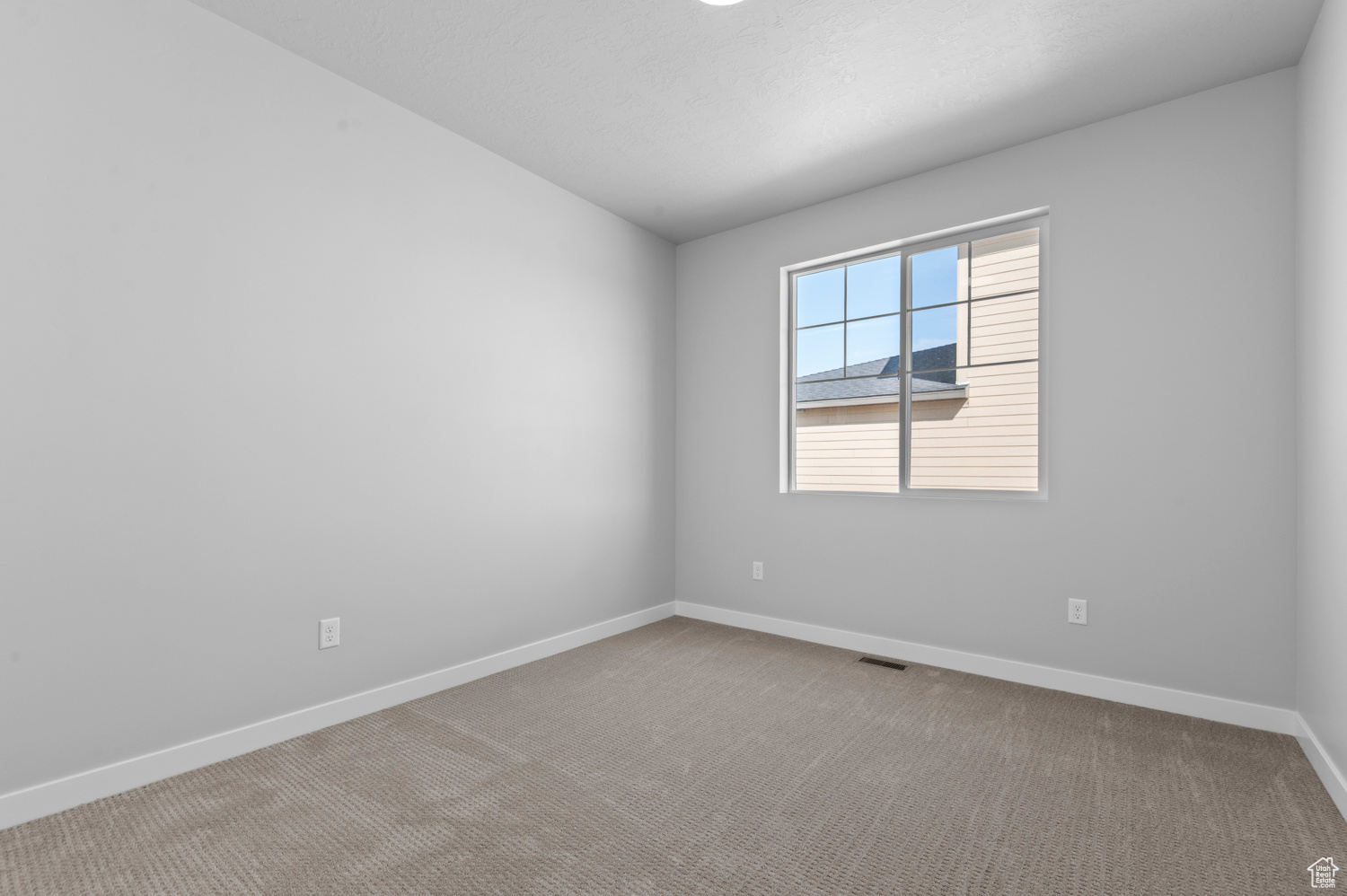 HOLBROOK FARMS 323 - Residential