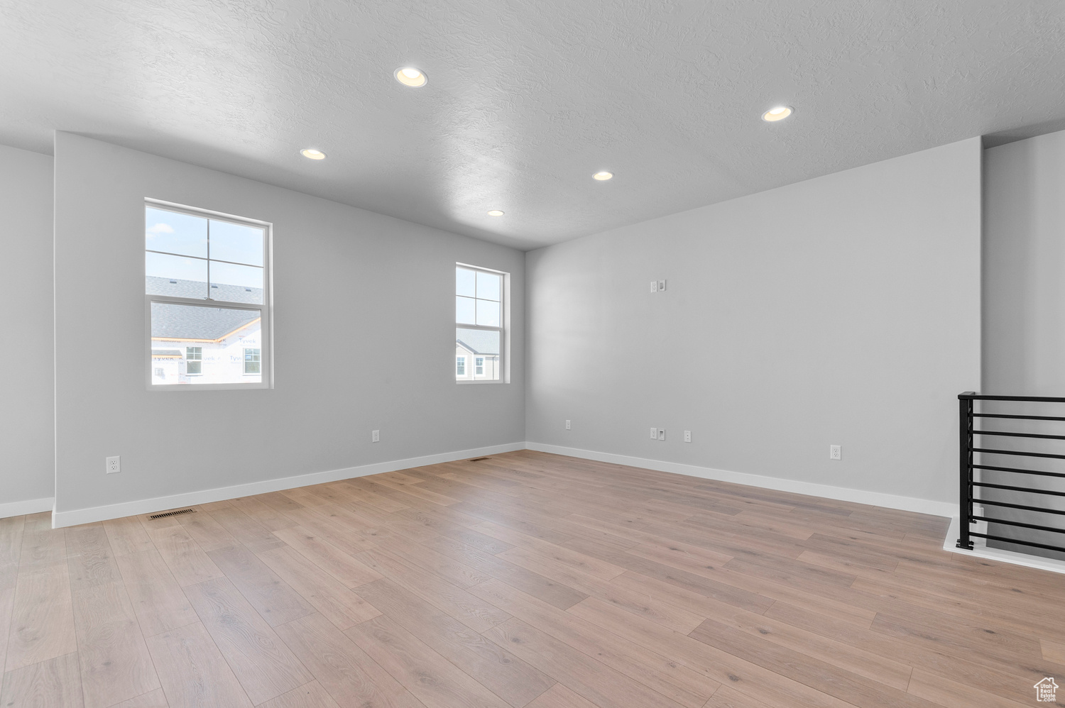 HOLBROOK FARMS 323 - Residential